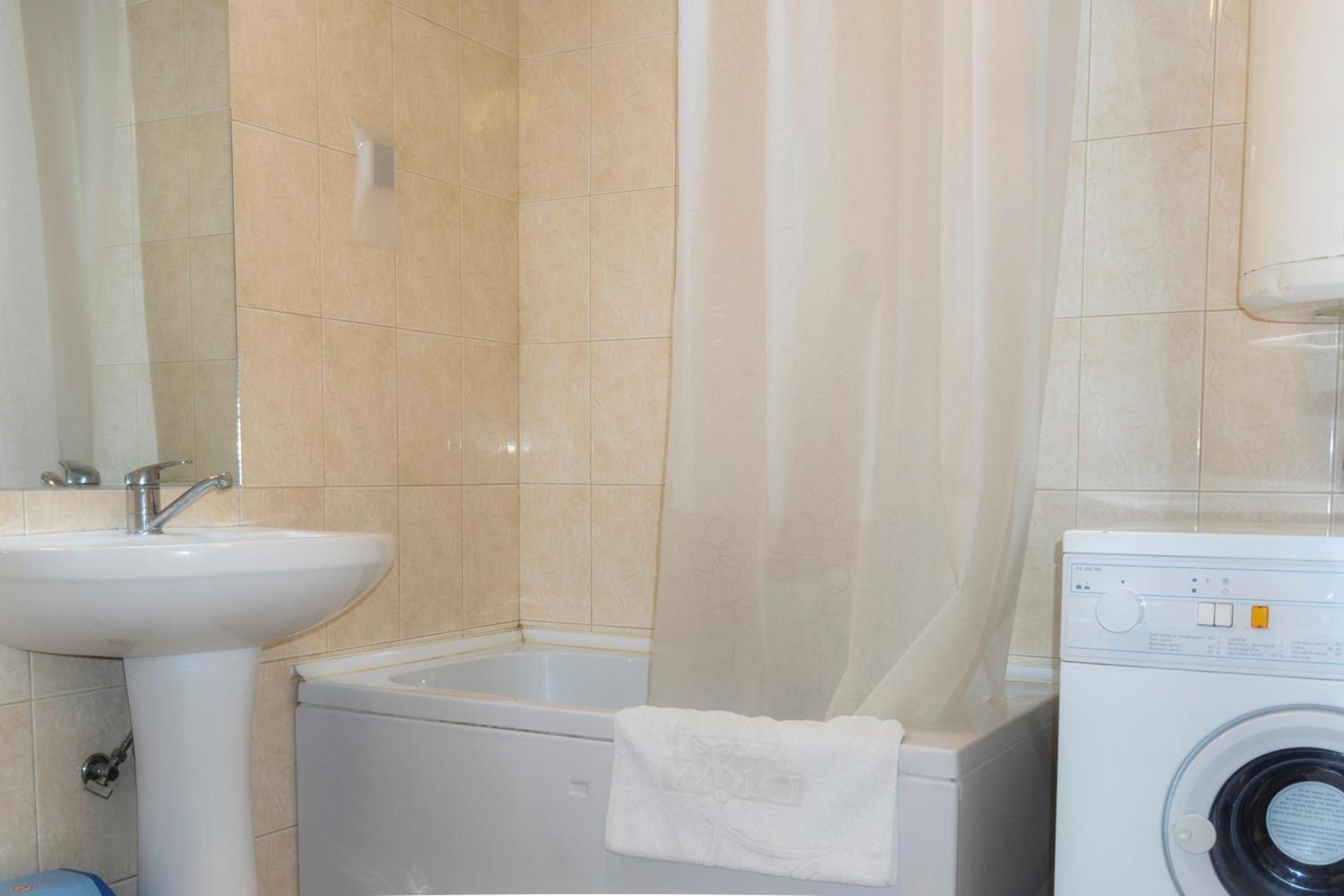 Two Bedroom Apartment Near Centre Ohrid Esterno foto